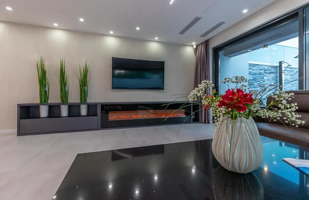 Luxury Villa Lorena With Heated Pool, Jacuzzi,Sauna And Seaview-1