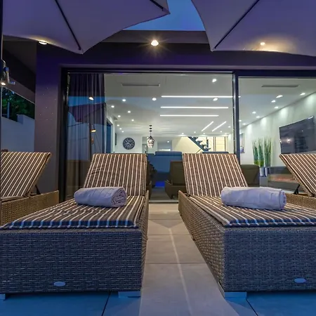 Luxury Villa Lorena With Heated Pool, Jacuzzi,Sauna And Seaview-2